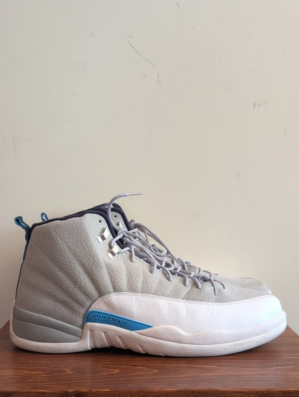 Nike Air Jordan 12 Retro Sz 17